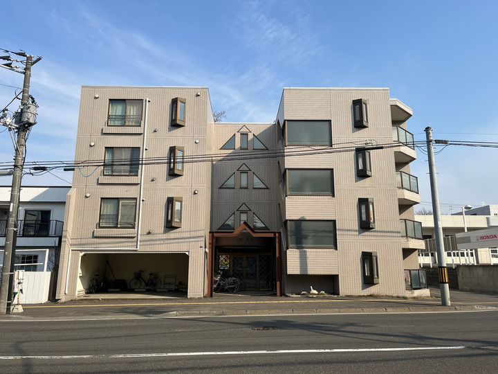 デベックス清田205の外観