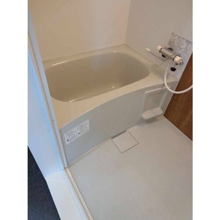 GAUDI(ガウディ)の風呂