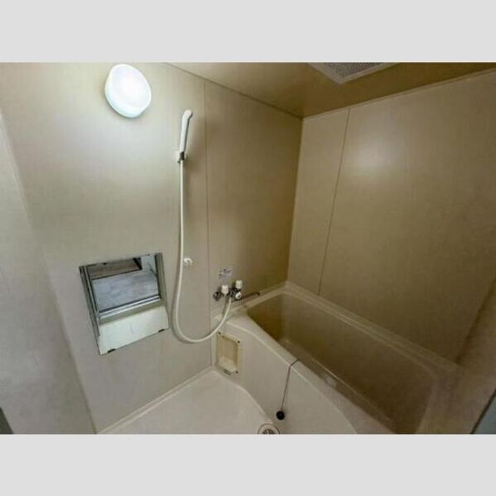 サントピア103号室の風呂