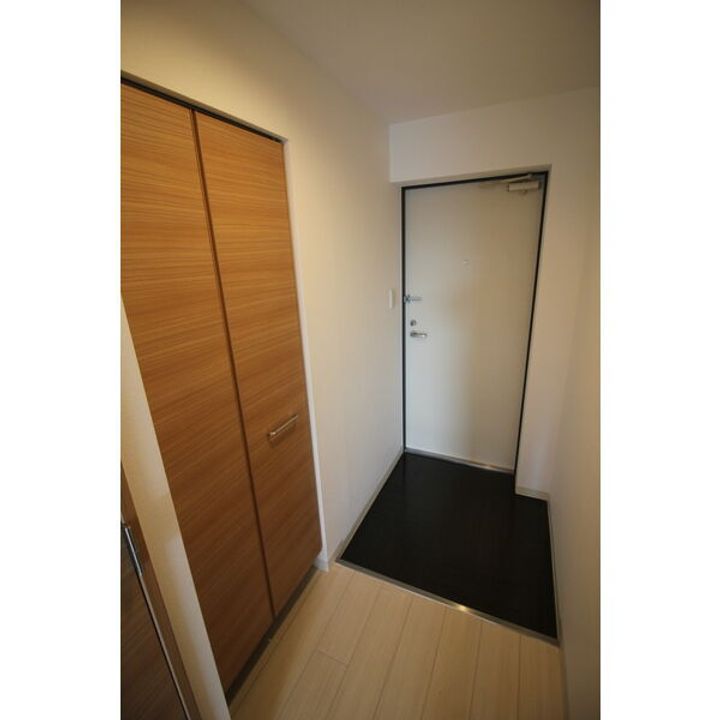 フェバリット2015千歳 壱番館の玄関