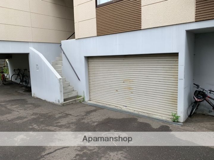 北海道札幌市西区八軒八条東5丁目の賃貸アパートの内装