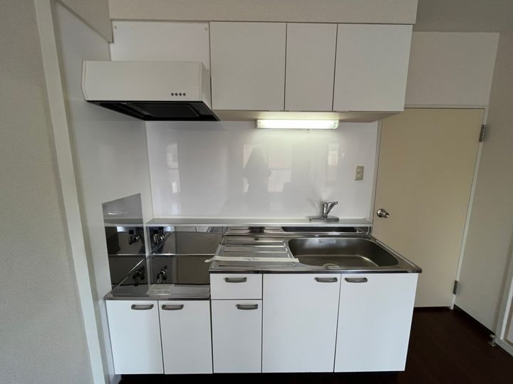 北海道札幌市西区山の手三条2丁目の賃貸マンションのキッチン