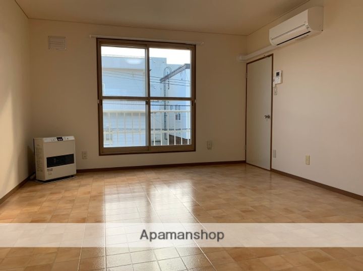 北海道札幌市西区発寒五条5丁目の賃貸アパートの居間