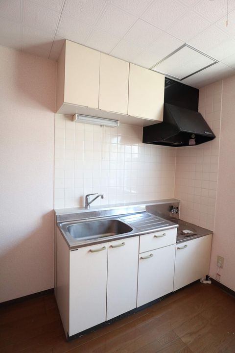 エルグランドN28203のキッチン