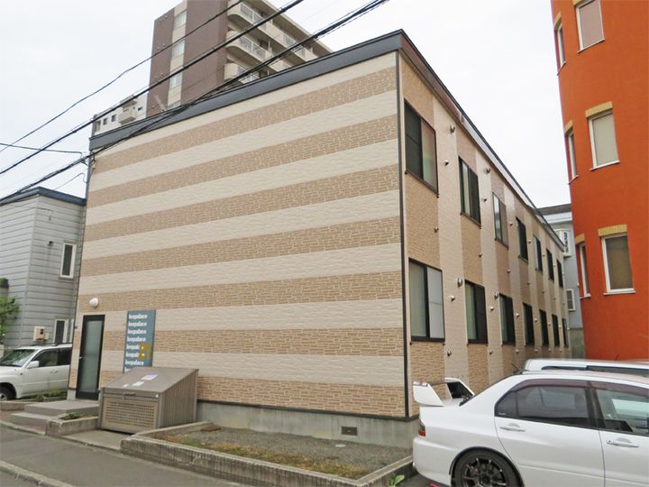 レオパレスローズ101の外観