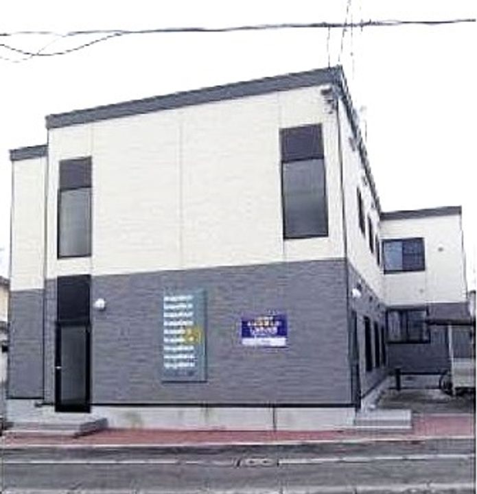 レオパレスミーム 新川の外観