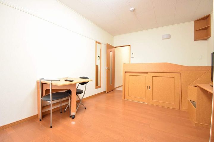 レオパレスエピの内装