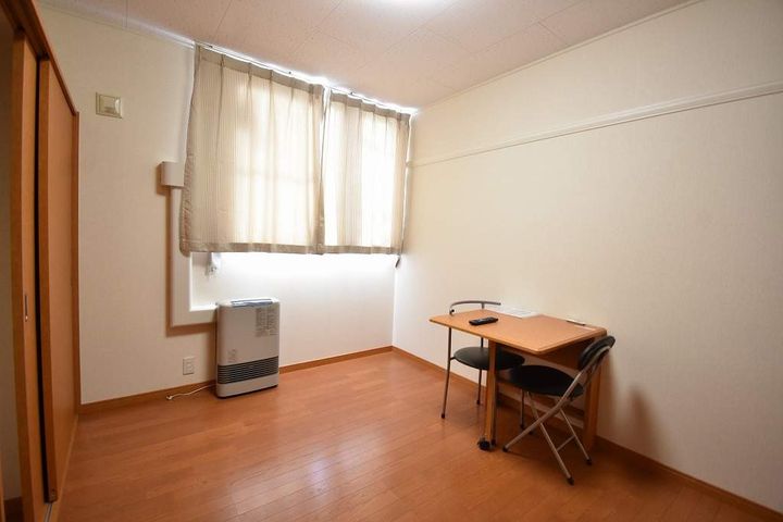 レオパレスエピの内装