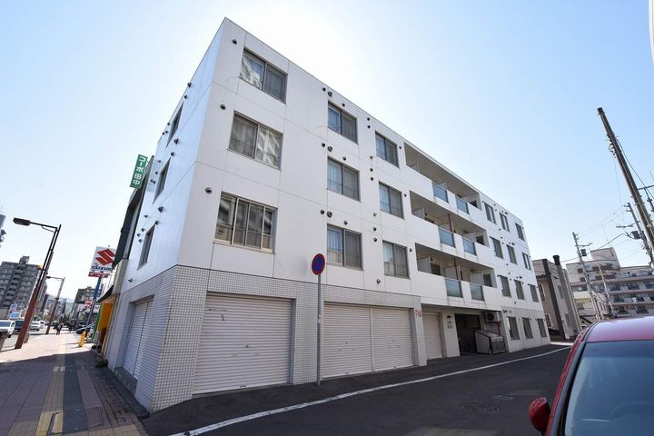 ル・ソレイユ406号室の外観