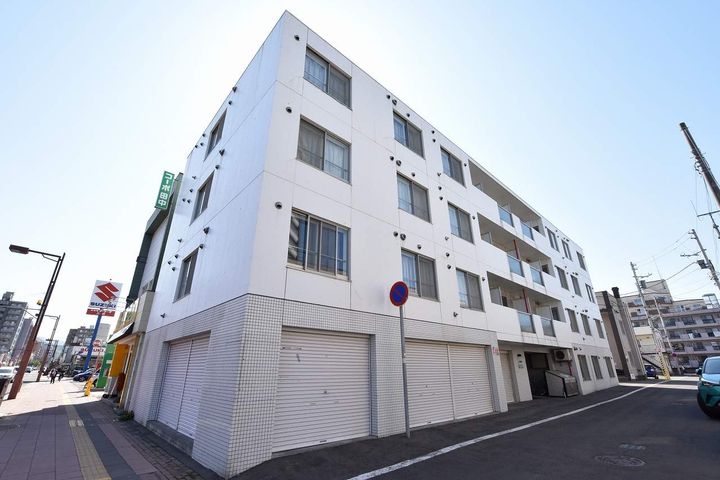 ル・ソレイユ406号室の外観
