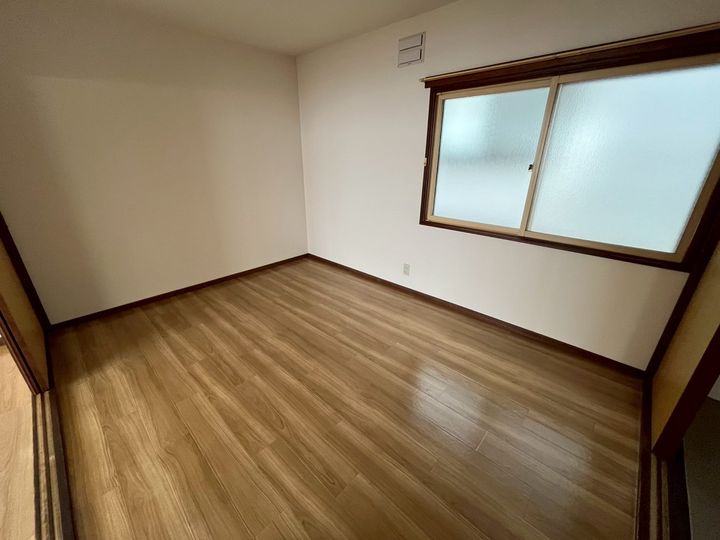 ウエストインサッポロ103の内装