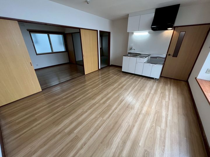 ウエストインサッポロ103の居間