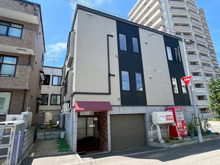 エルソル発寒の外観