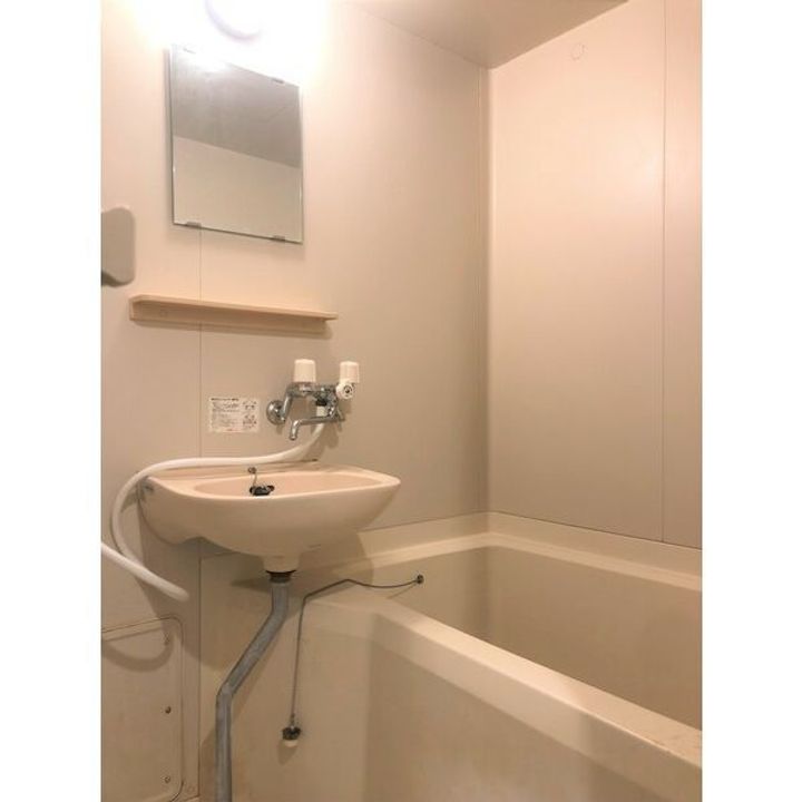 タクニヴァスのその他画像