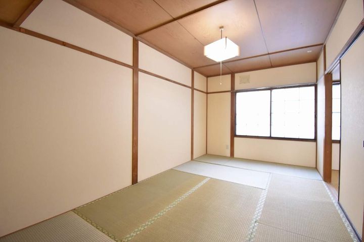 ベーシック1ー7の内装