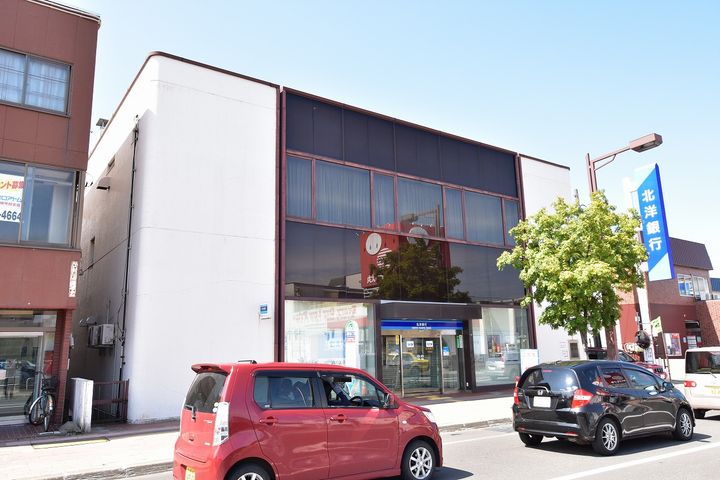 北海道札幌市西区八軒六条東1丁目の賃貸マンションの周辺