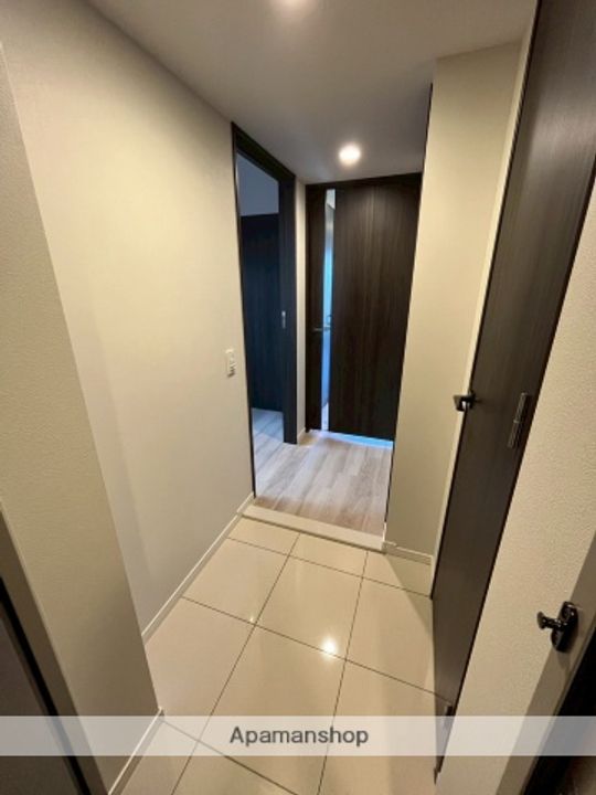 デュオヴェール札幌中島公園404の玄関