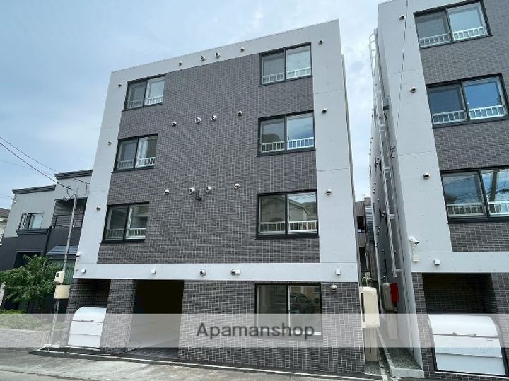 北海道札幌市西区西町北13丁目の賃貸マンションの外観