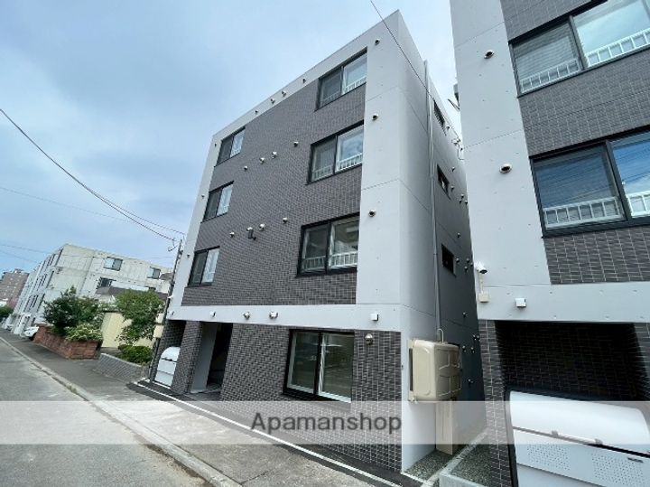 北海道札幌市西区西町北13丁目の賃貸マンションの外観