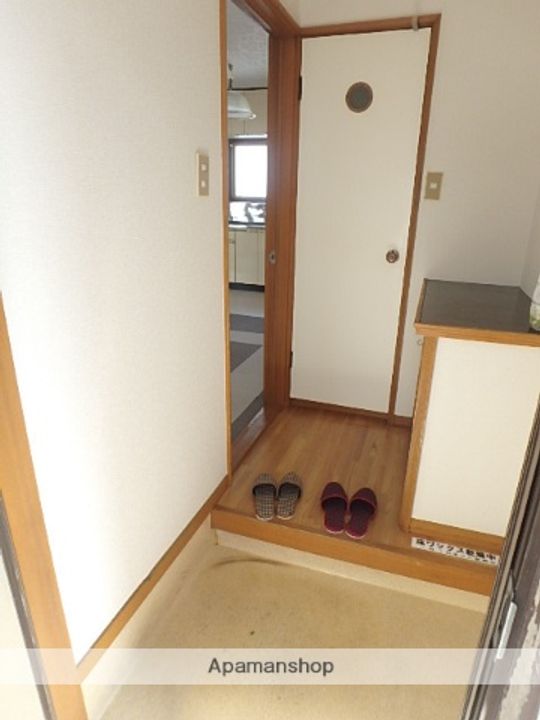 ライラックマンション平和201の玄関