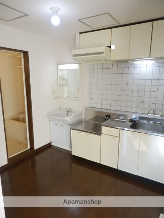 トワイライト弐番館103のキッチン