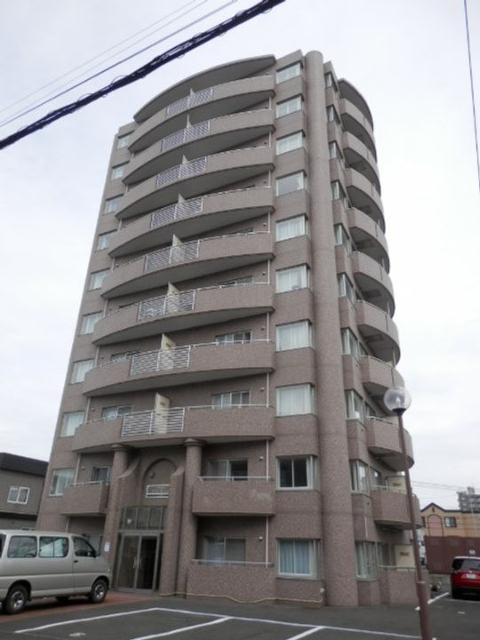 プレサント平和通Ⅱ1002の外観