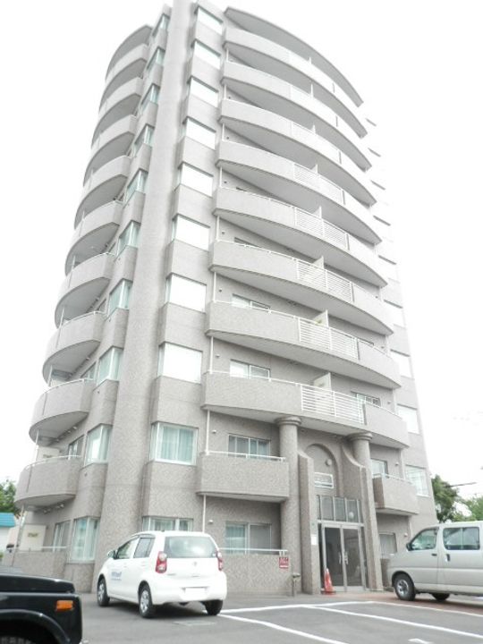 プレサント平和通Ⅱ1002の外観