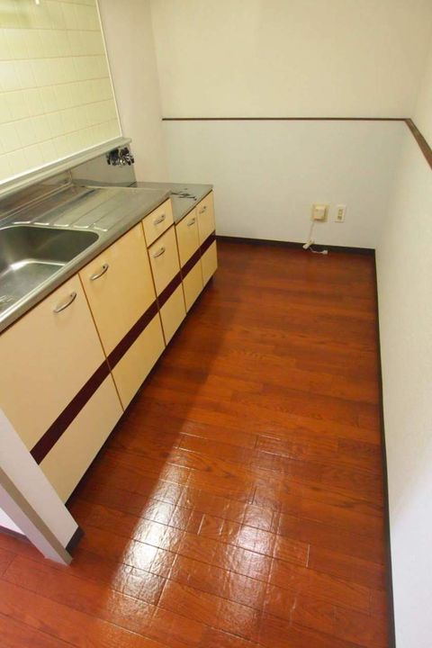 アーバンクリスタル00402のキッチン