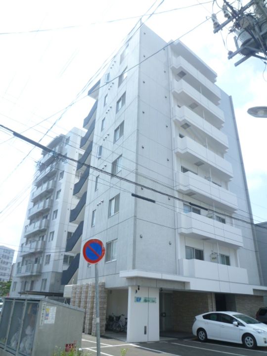 EF TOWN 2NDの外観