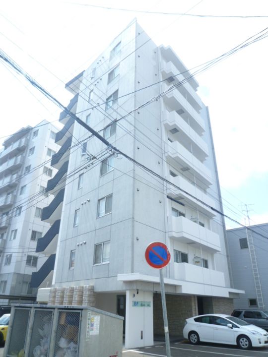 EF TOWN 2NDの外観