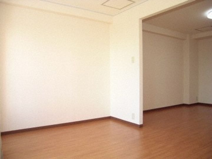 アン・フィニーのその他画像