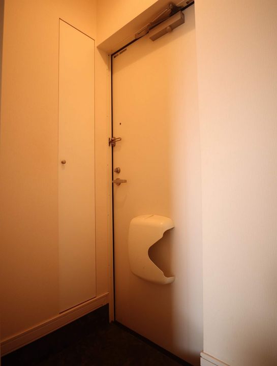 麻生リーブスの玄関