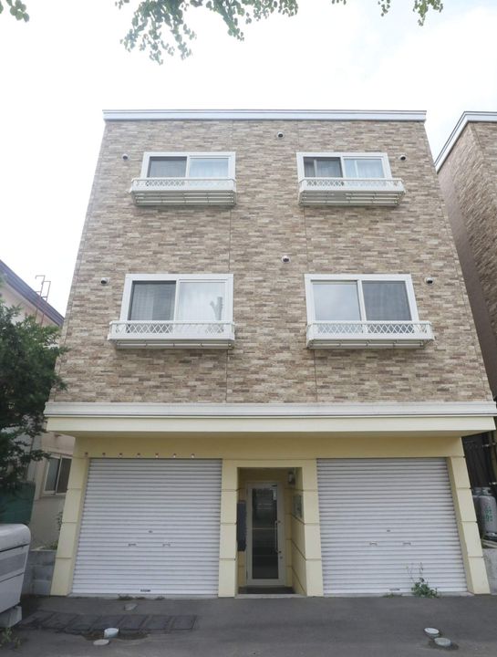 麻生リーブスの外観