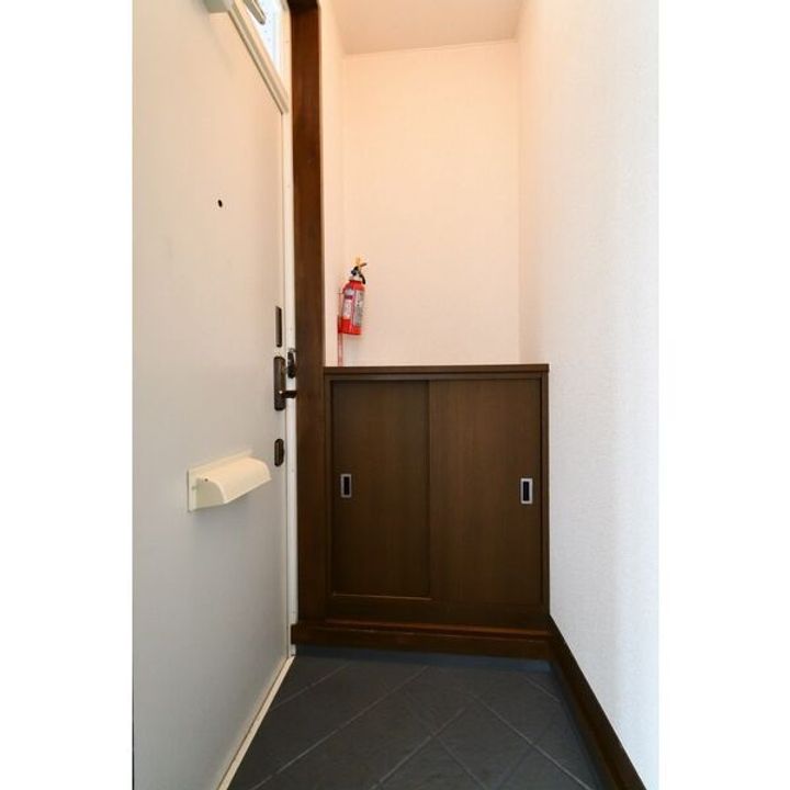 エスタシオ澄川の玄関