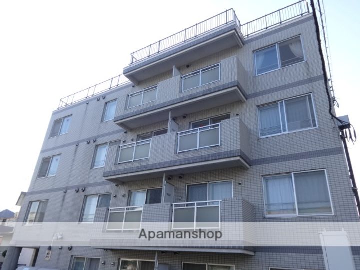 エムズ911の外観