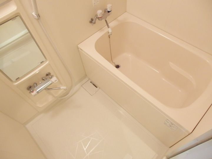 ティアラタワー中島倶楽部(Ⅰ−Ⅳ)の風呂