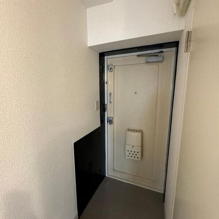 第78松井ビル302の玄関