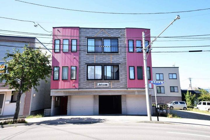 JUNJUNハウス発寒の外観