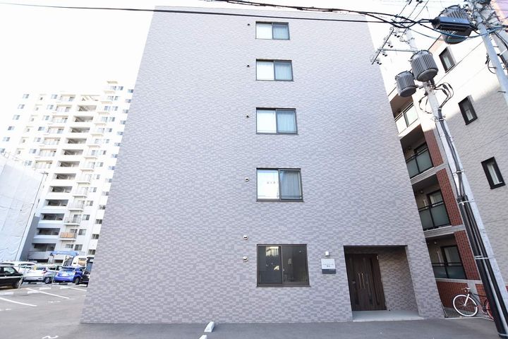 ベルクレール琴似の外観