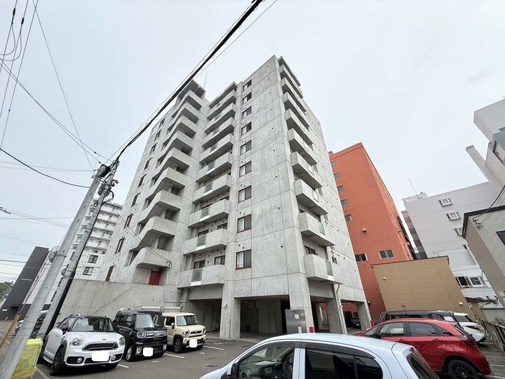 グランカーサ南11条00410の外観