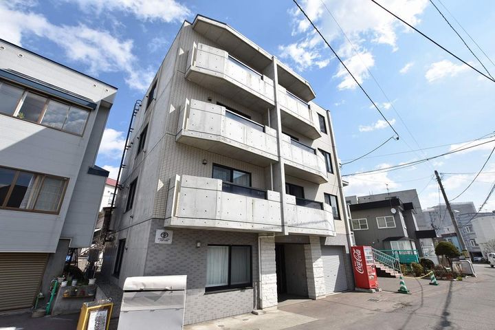 ルーエ琴似0401の外観