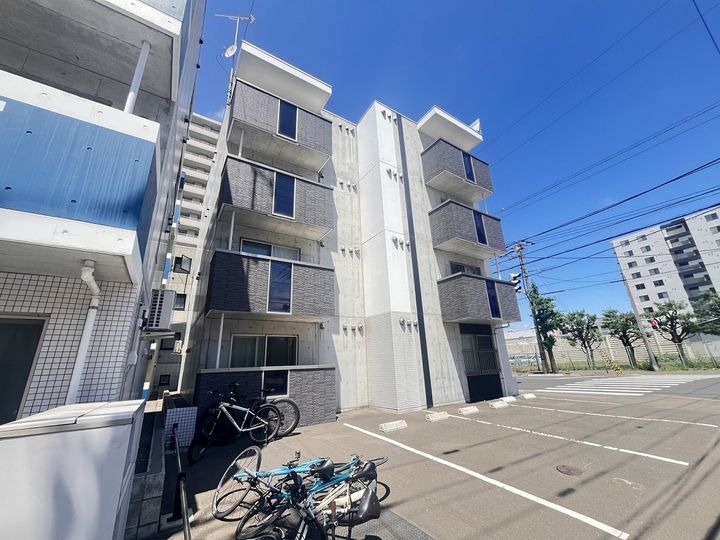 アトリア南6条0103の外観