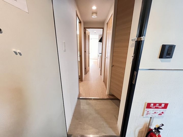 レコルト円山の玄関