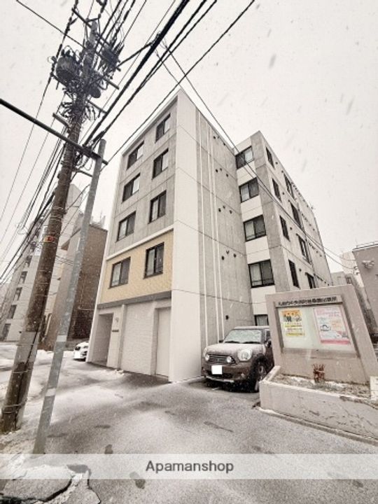 北海道札幌市中央区北四条西22丁目の賃貸マンションの外観