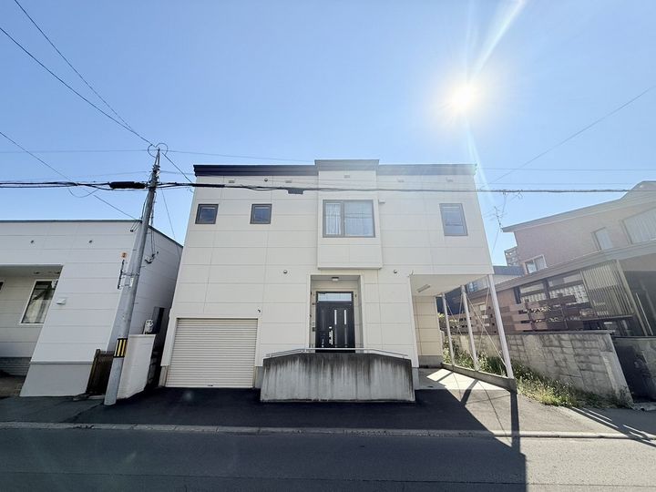 北海道札幌市中央区宮の森三条2丁目(一戸建)の賃貸物件戸建ての外観