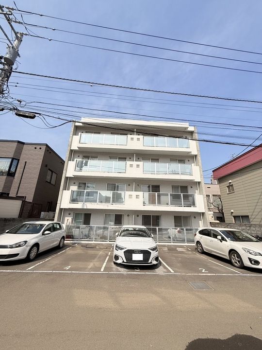 インフィニティ南円山の外観