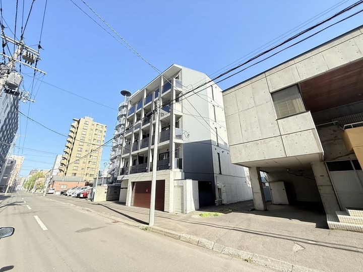 ヴェネーノ円山の外観