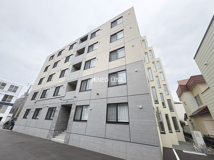 レブニーズ ザ・レジデンス 宮の森の外観