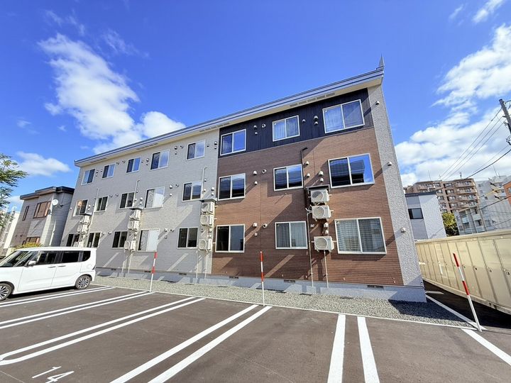 クレストコートⅡの外観