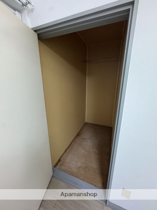 F102Fのその他画像